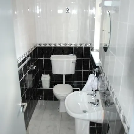 Irish Guest Bed & Breakfast 3*