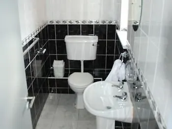 Irish Guest Bed & Breakfast 3*